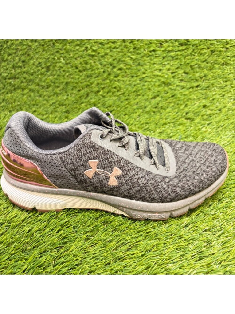 Under Armour Charged Escape 2 Chrome Gray Womens Size 8 Running Shoes Sneakers